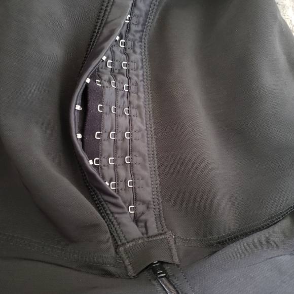 Faja - Picture 4 of 4